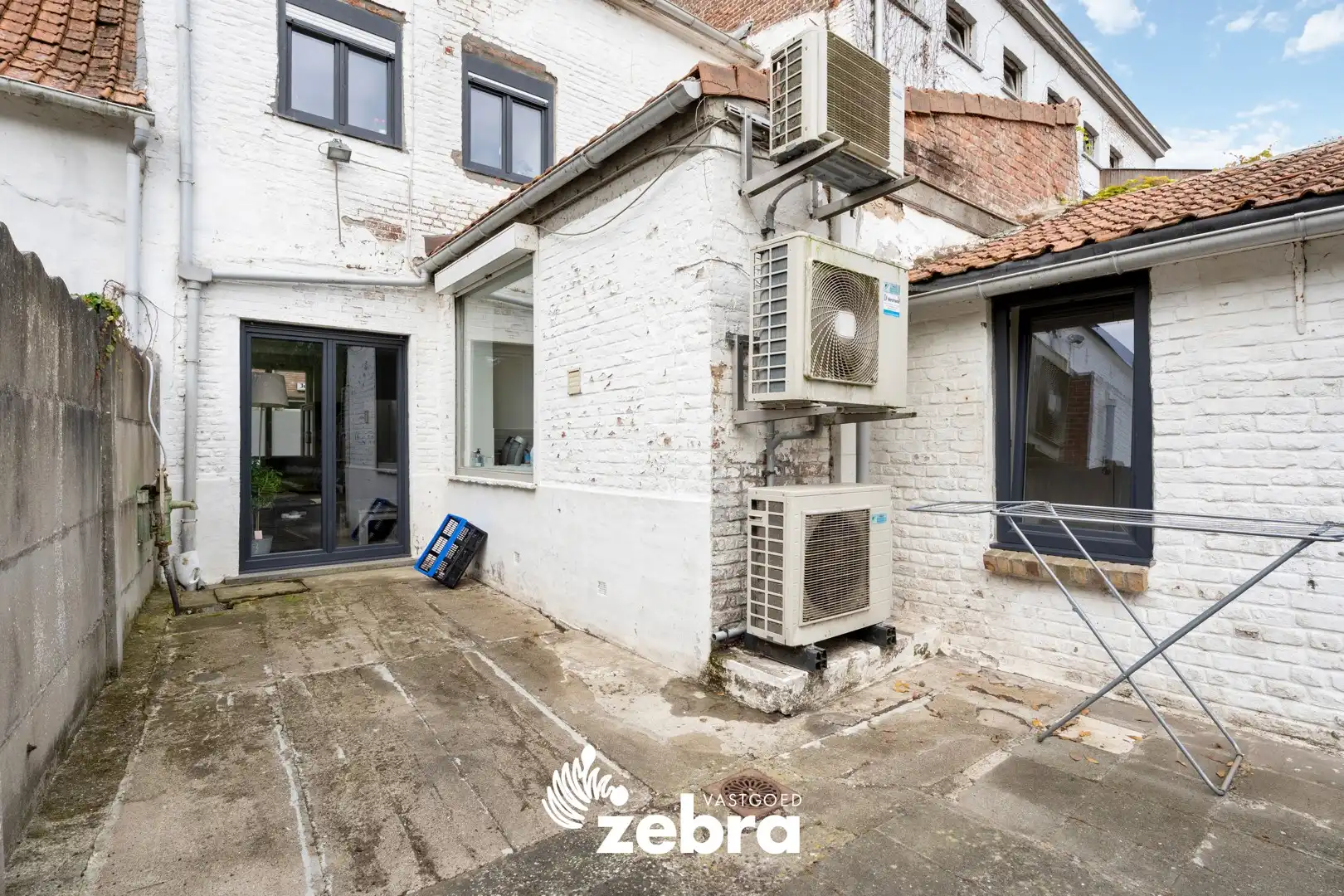 Gerenoveerde woning met 4 slaapkamers en garage te Roesbrugge! foto 16