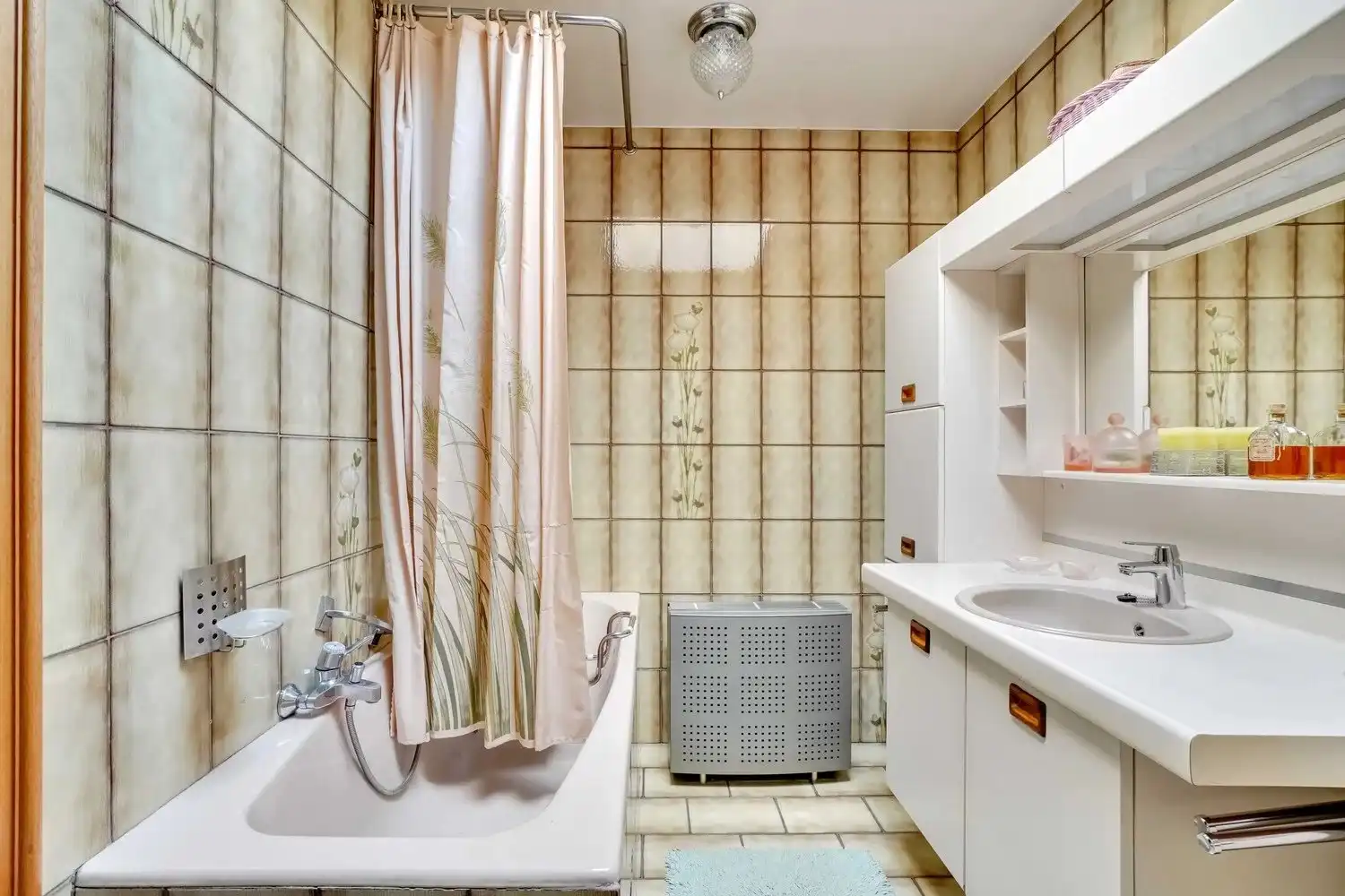 Ruime gezinswoning met vier slaapkamers foto 7