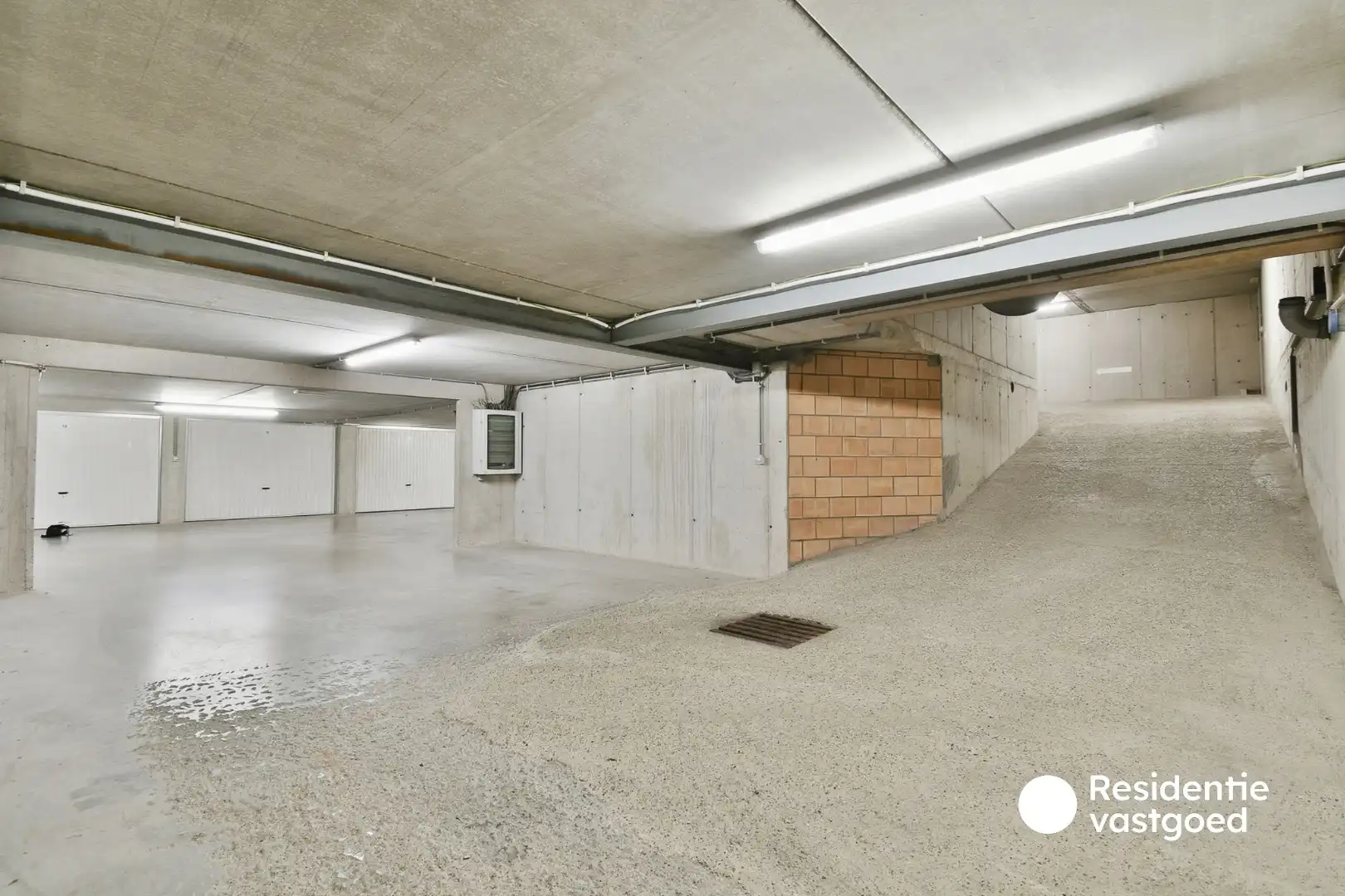 Garagebox te huur in Westkerke foto 3
