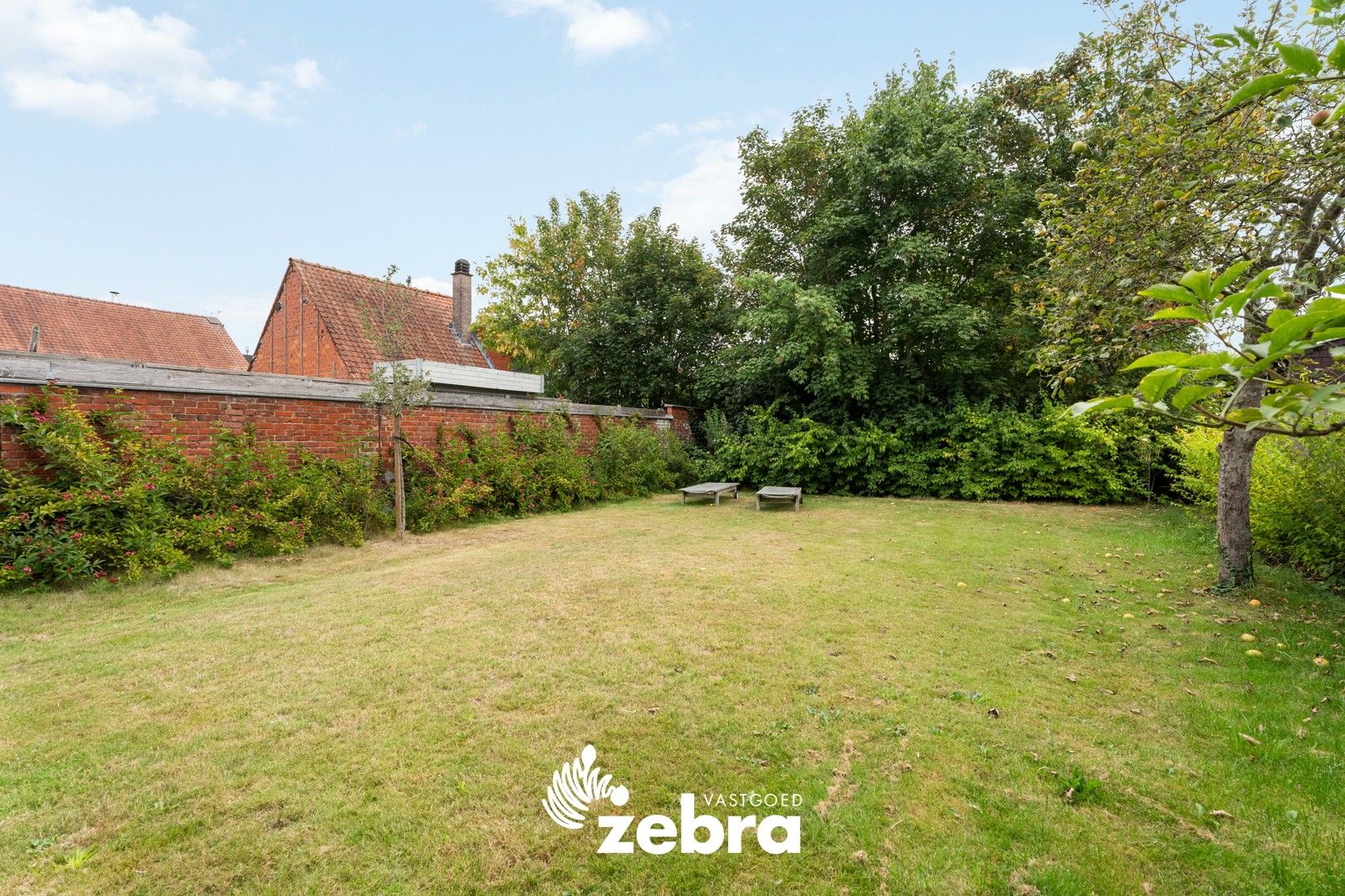 Gerenoveerde woning met 3 slaapkamers en prachtige tuin! foto 26