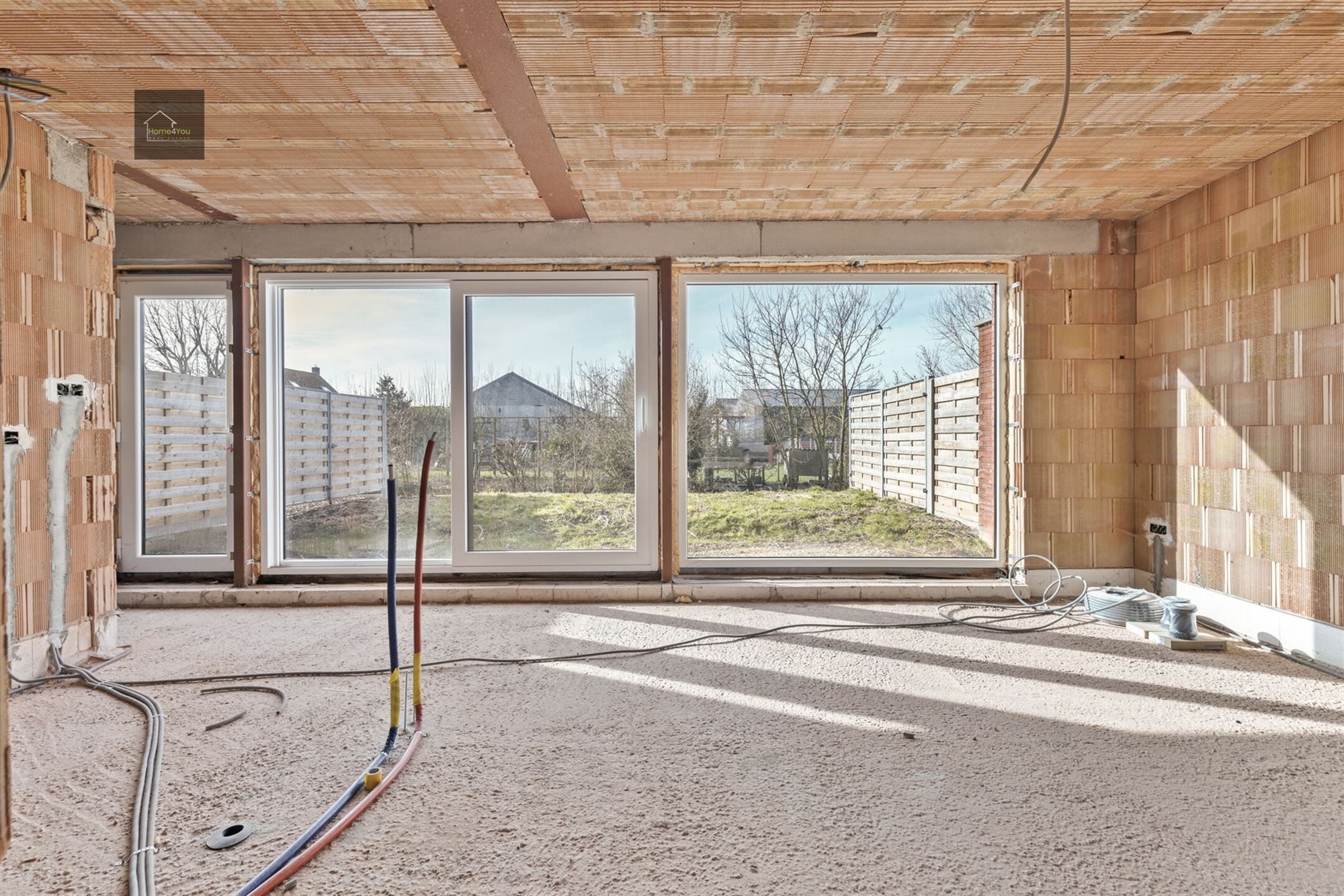 Grote nieuwbouwwoning zonder BTW !!, 3 slaapkamers, wind en waterdicht. foto 11
