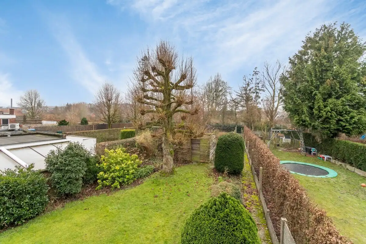 Ruime woning met 4 slaapkamers en garage! foto 19