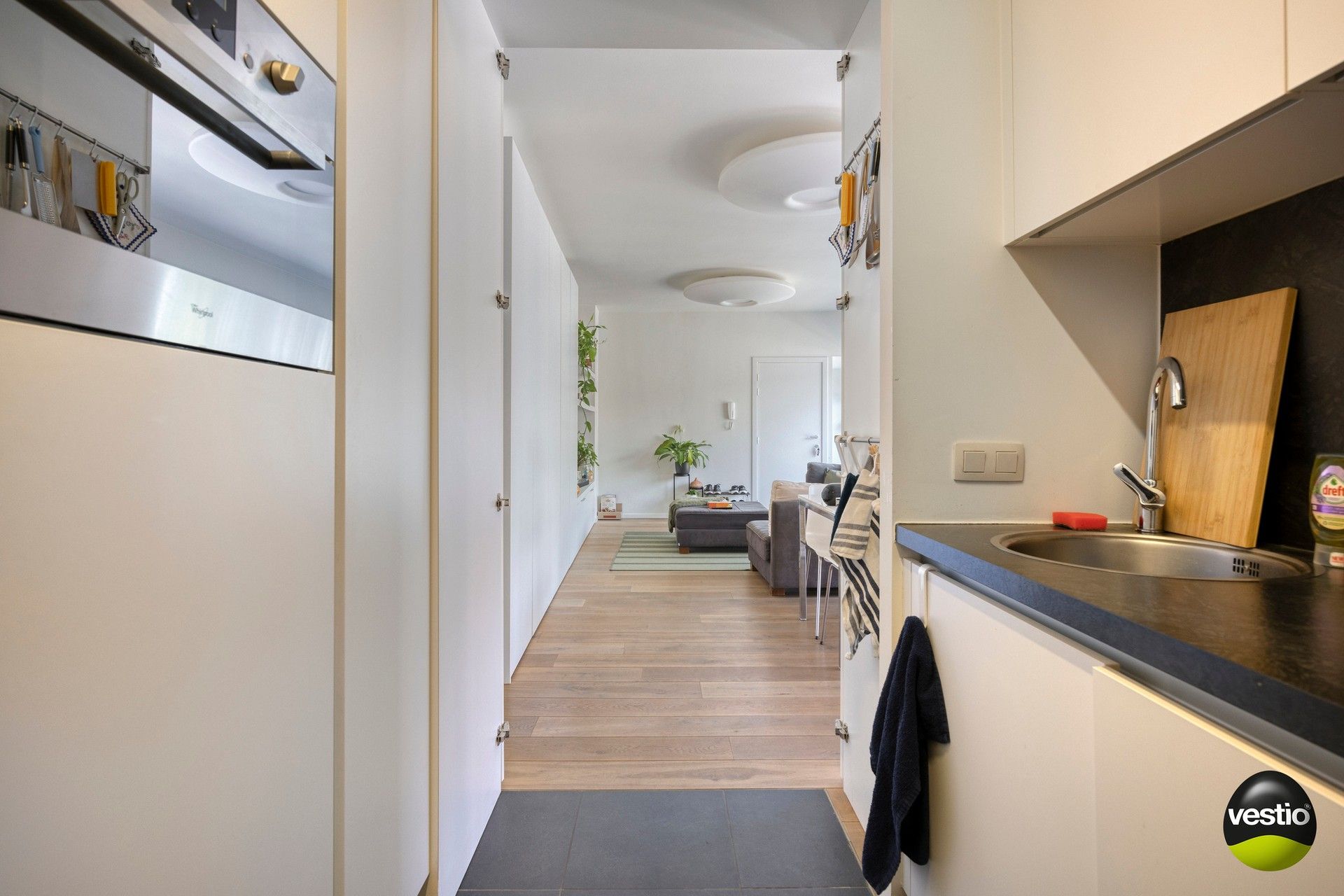 Instapklaar en stijlvol 1,5-slaapkamerappartement in de levendige Aldestraat – hartje Hasselt foto 6