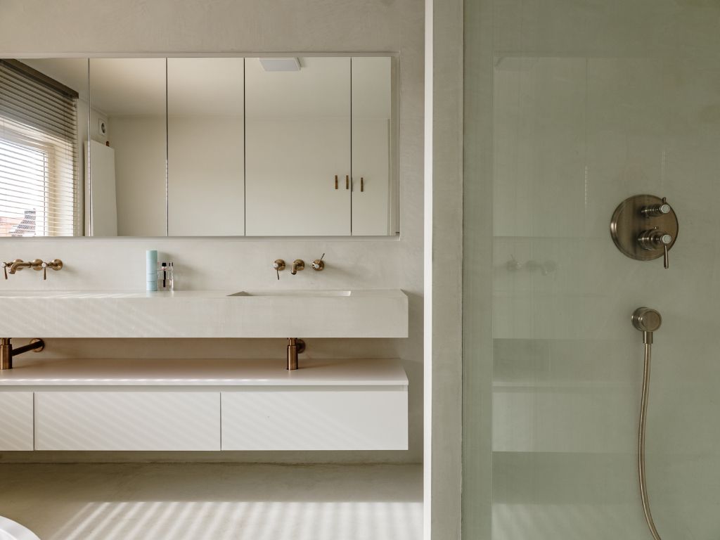 Gent centrum. Hoogwaardig gerenoveerde en stijlvolle penthouse met een bewoonbare oppervlakte van 175m2, twee ruime terrassen (29m2 + 15m2) en een garagebox. foto 17