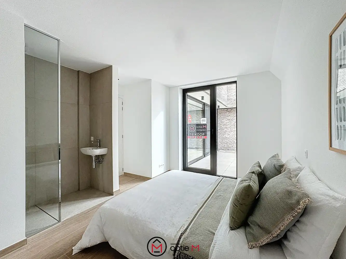 RUIM DUPLEX APPARTEMENT MET MOOI TERRAS foto 14