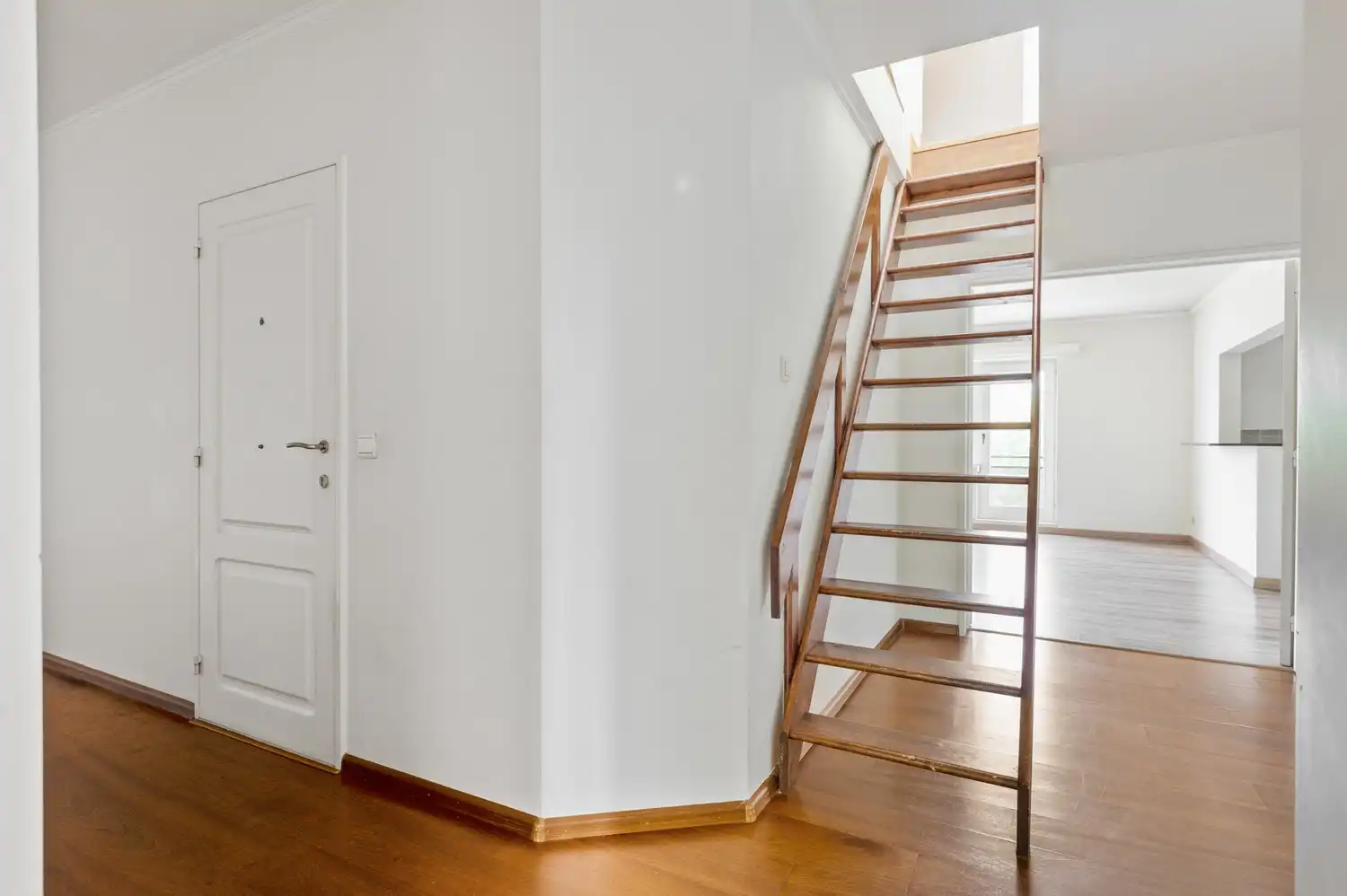 Riant duplex-appartement met 3 ruime slaapkamers en zolder te Schilde! foto 7