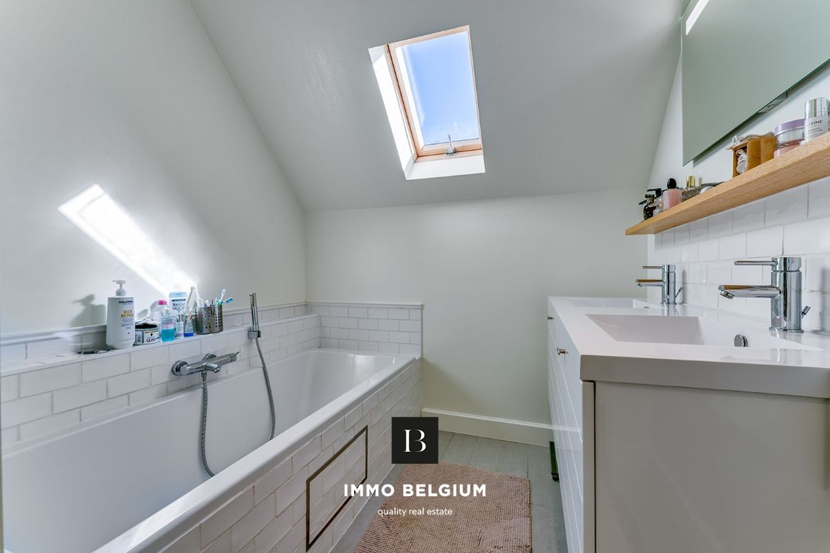 Prachtige exclusieve kangoeroe-villa met bijgebouw foto 26