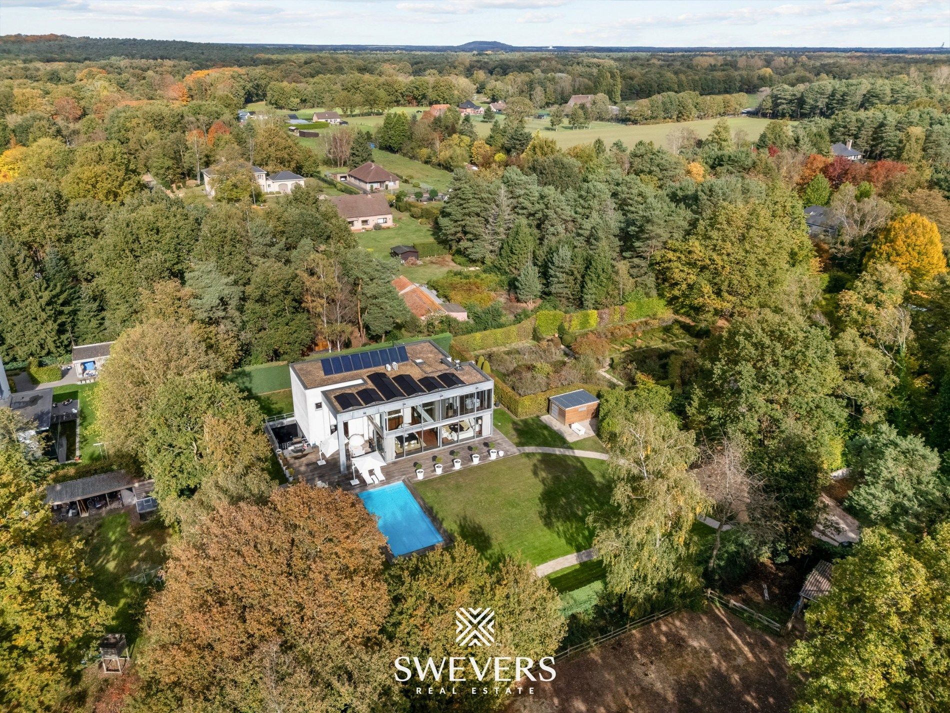 Exclusieve villa ( 618 m2 ) op een droomlocatie ( 28a 13ca ) in de residentiële bloemenwijk van Bolderberg foto 2