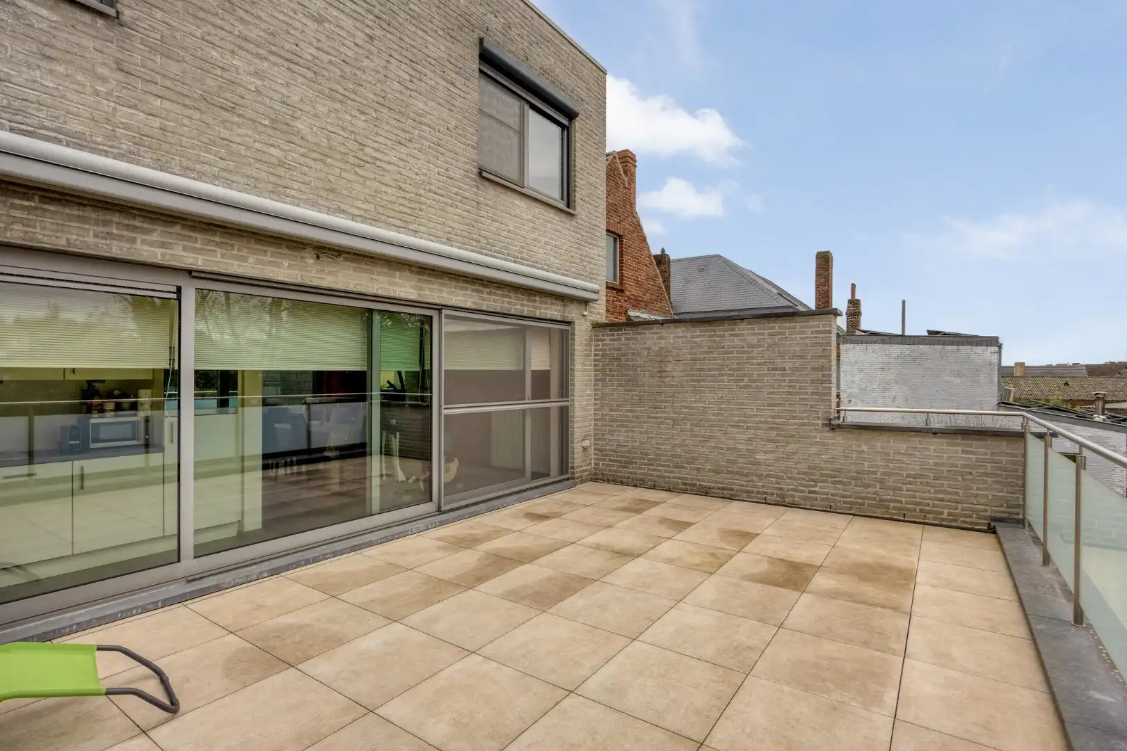 Knap appartement met 2 grote terrassen te Riemst-Zichen foto 11