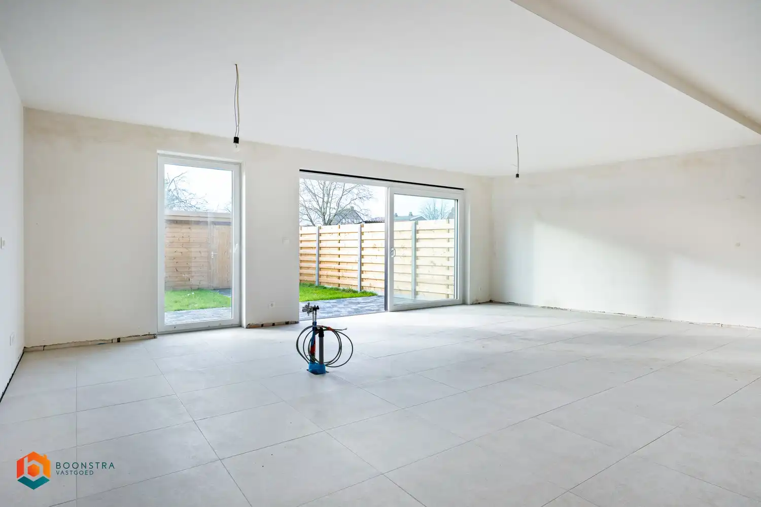 Ruim gelijkvloers app. met 3 slpkrs en tuin foto 4