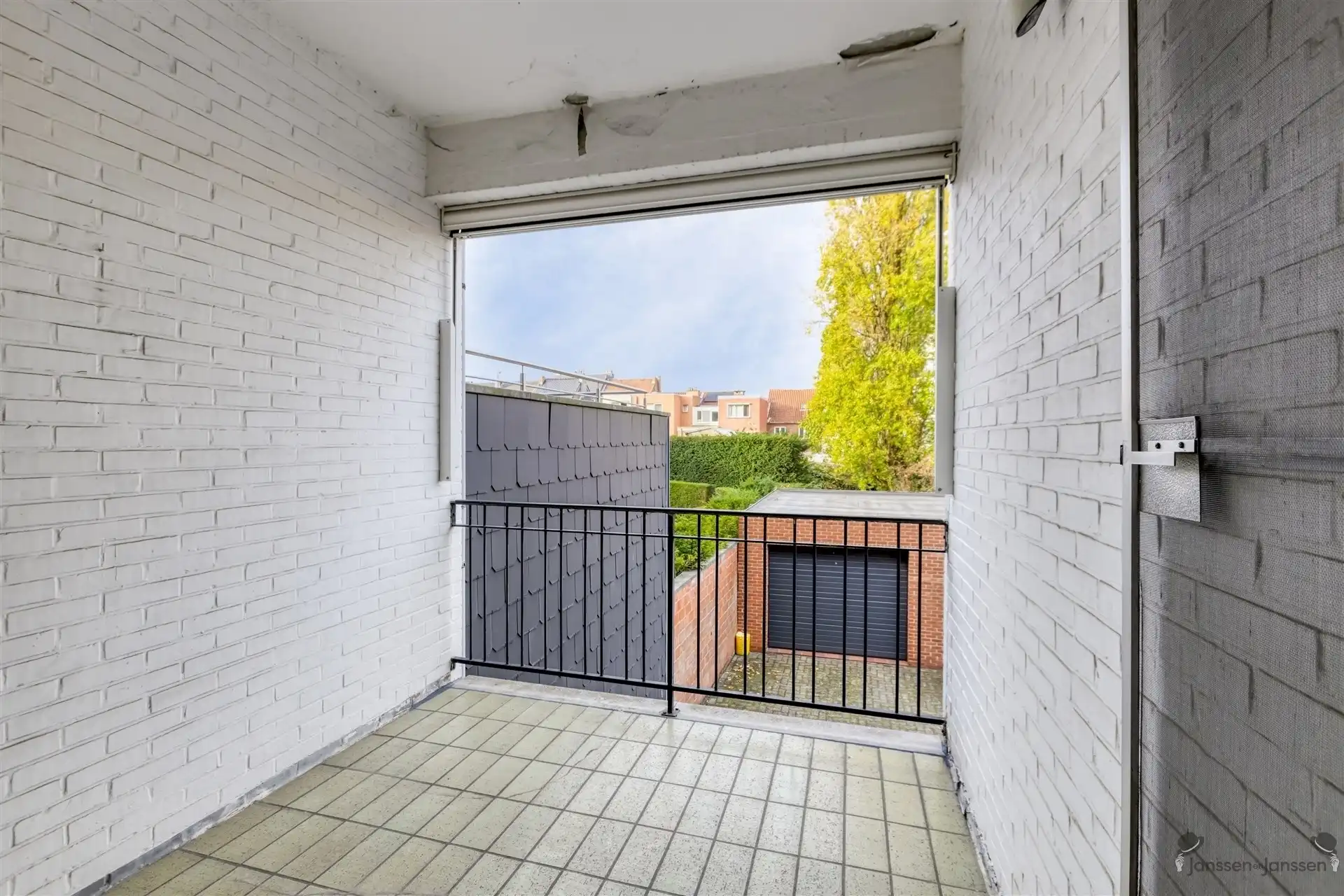 Lichtrijk 2-slaapkamerappartement met garagebox in het hart van Leopoldsburg! foto 16