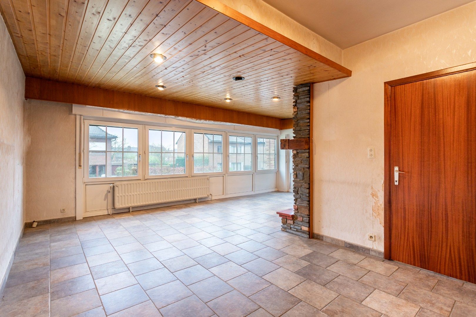 Solide woning met 3 slpk, garage en tuin  foto 3