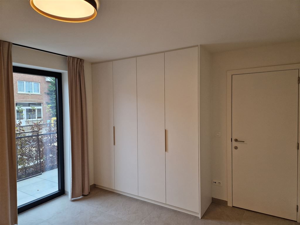 luxueus afgewerkt nieuwbouwappartement met tuin foto 4