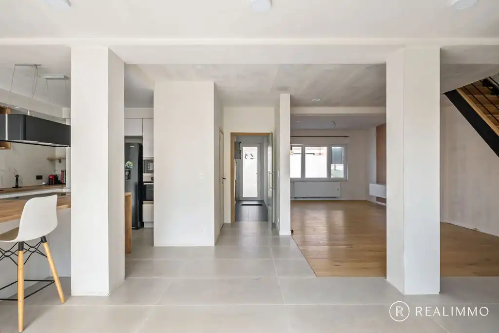Instapklare woning met 4 slaapkamers in Brakel foto 3