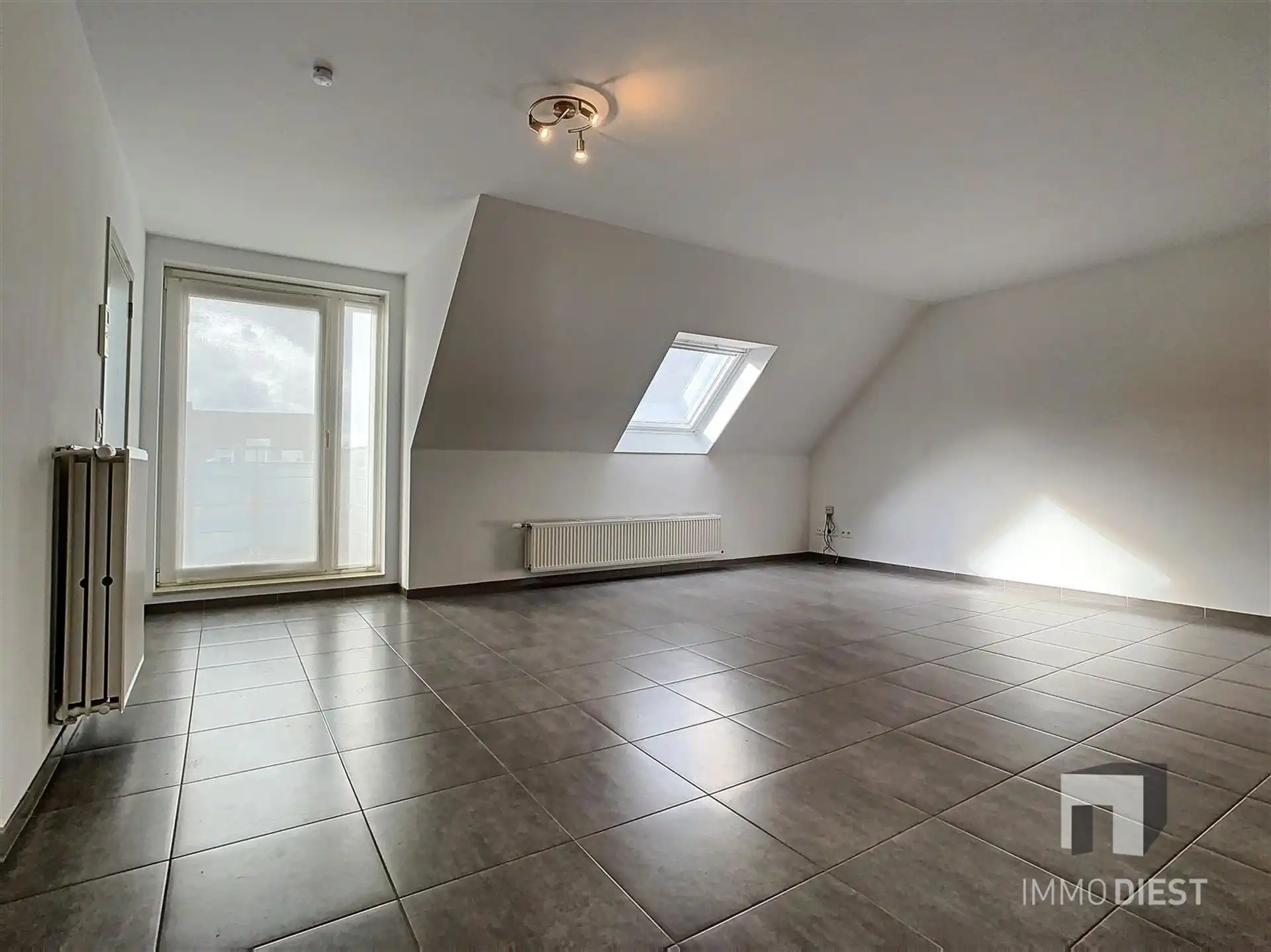 Knap nieuwbouwappartement met 1 slaapkamer, autostaanplaats en kelderberging foto 5