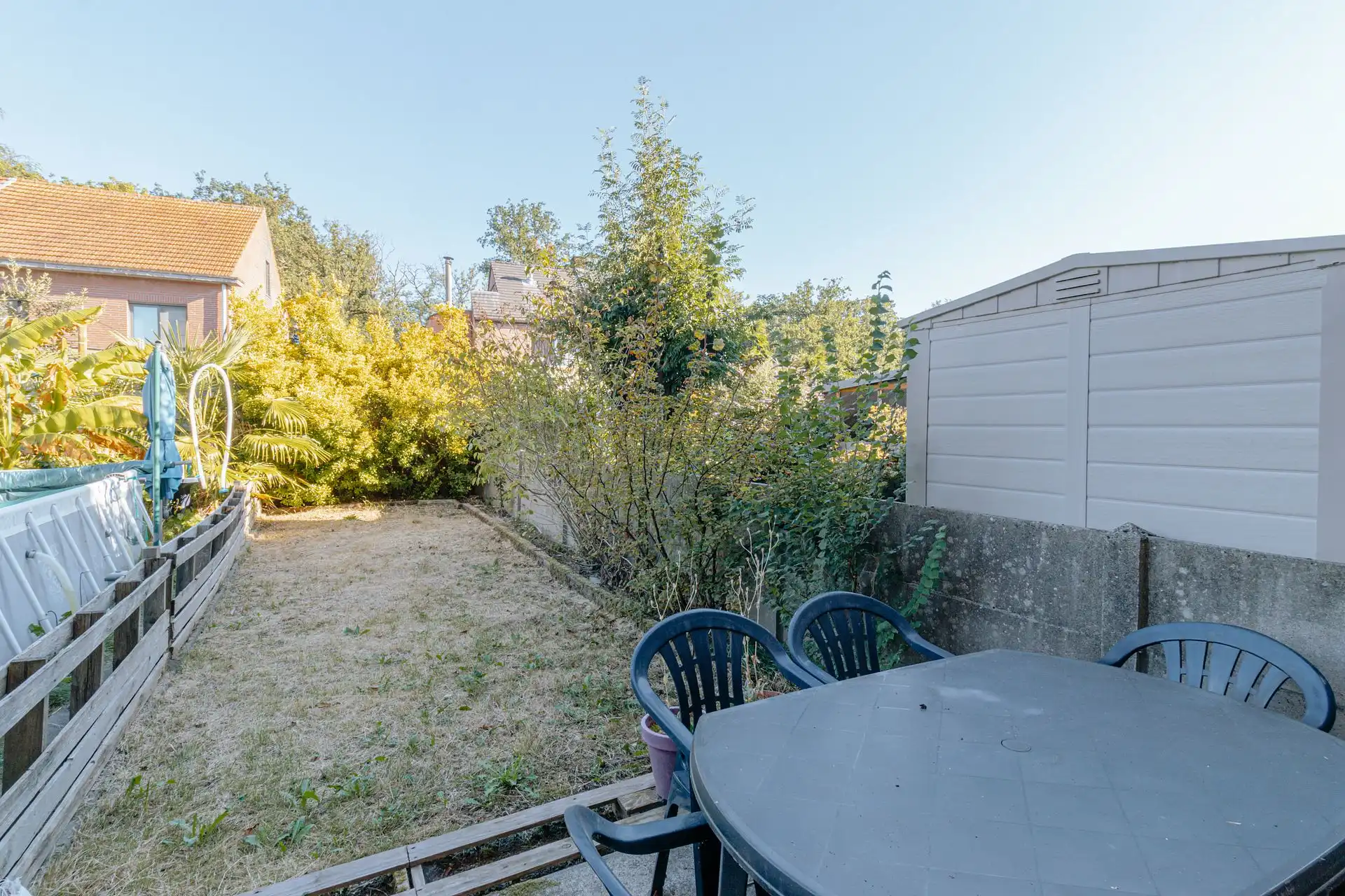 Te renoveren appartement met tuin en parking in Schoten foto 9