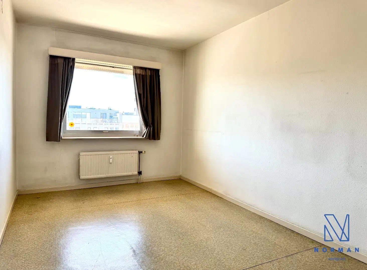 2-slaapkamer appartement te koop in centrum Harelbeke inclusief autostaanplaats foto 8