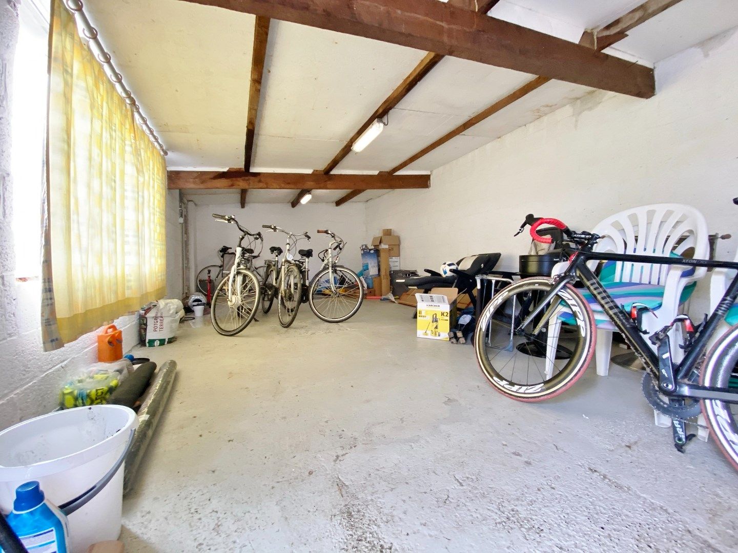 Recent vernieuwde woning met 4slpk, garage, zuidgerichte tuin & buitenberging foto 19