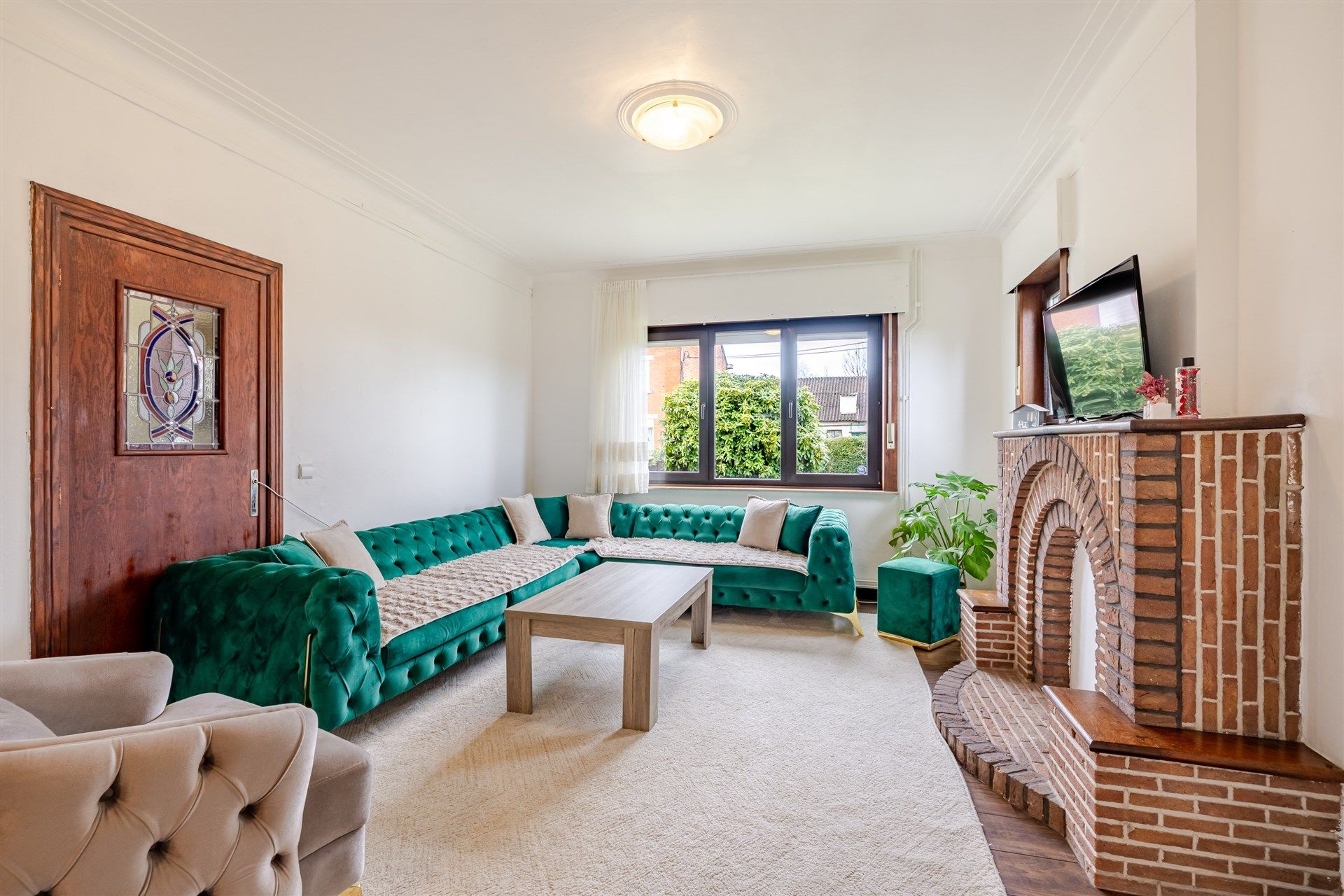 Charmante open bebouwing in een groene en rustige omgeving foto 5