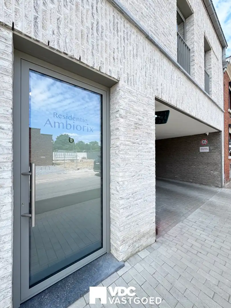 Nieuwbouwappartement met terras en autostaanplaats nabij centrum Tongeren foto 2