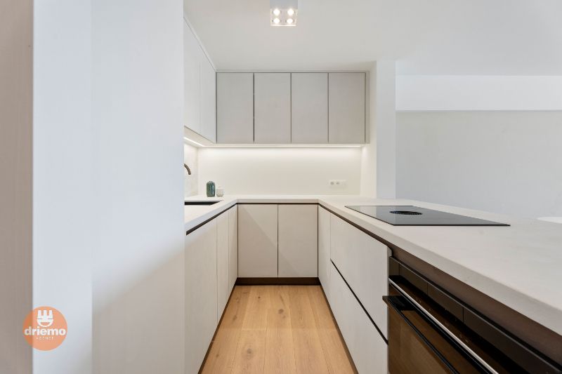 EXCLUSIEF DRIESLAAPKAMER APPARTEMENT MET FRONTAAL ZICHT OP ZEE EN DUMONT WIJK foto 9