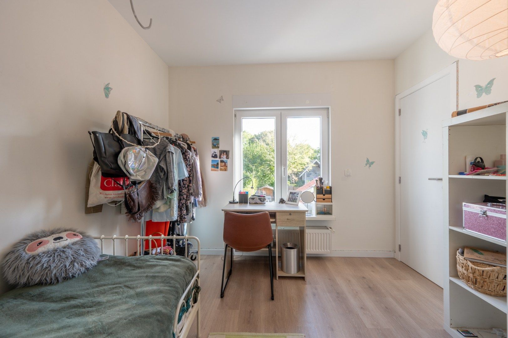 Instapklare woonst met leuke tuin te Assebroek! foto 10