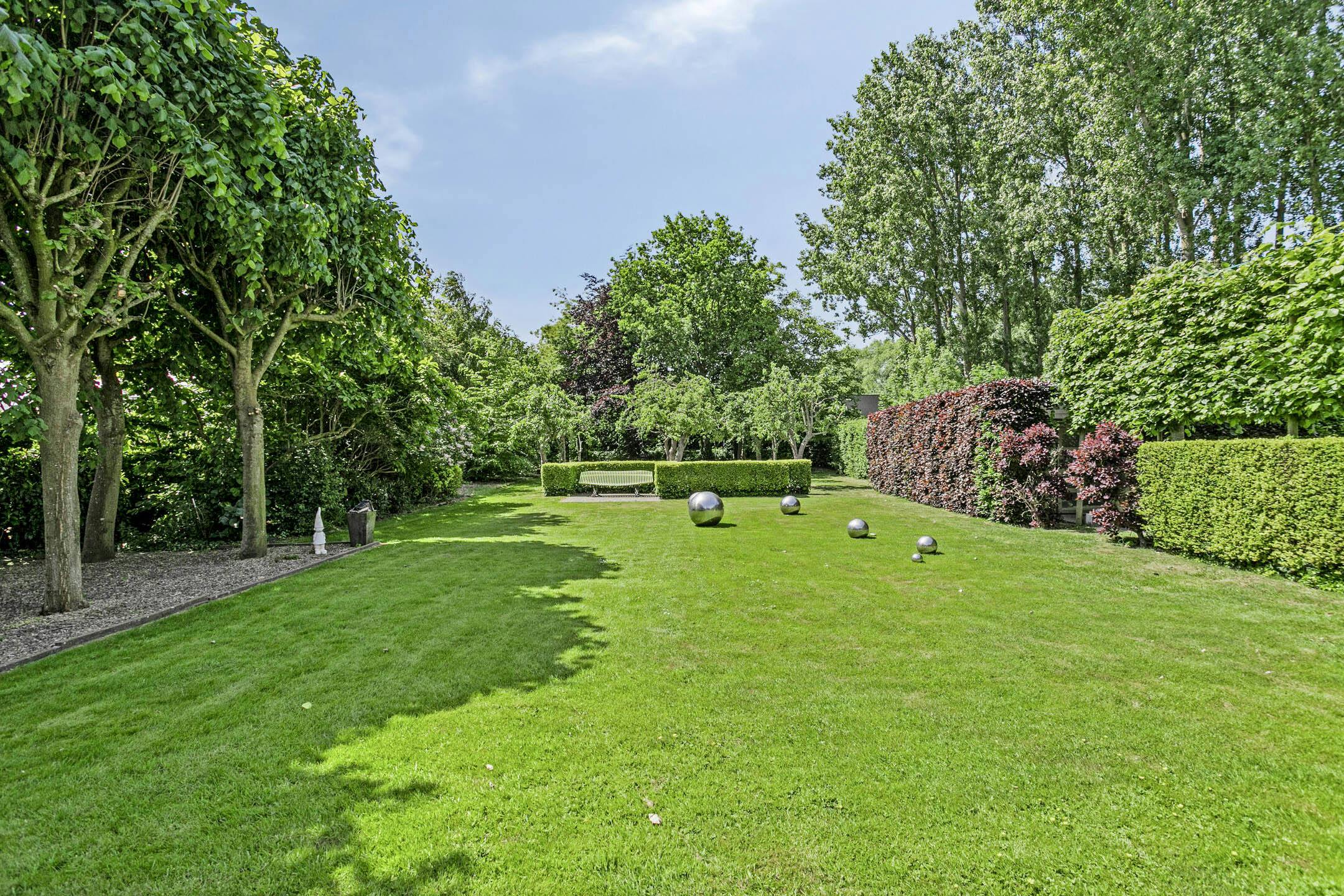 Exclusieve woning op 2.500 m² te koop in Diksmuide foto 28