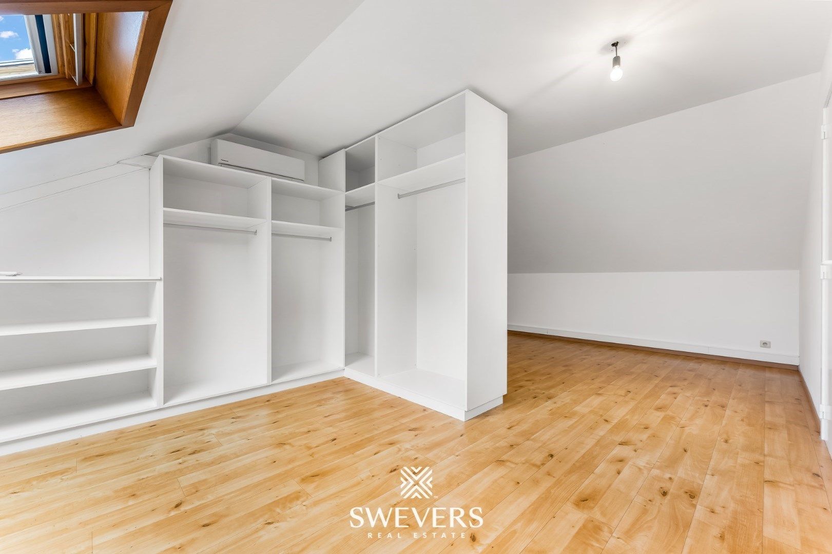 Architecturale villa met praktijkruimtes op 25a 88ca foto 38