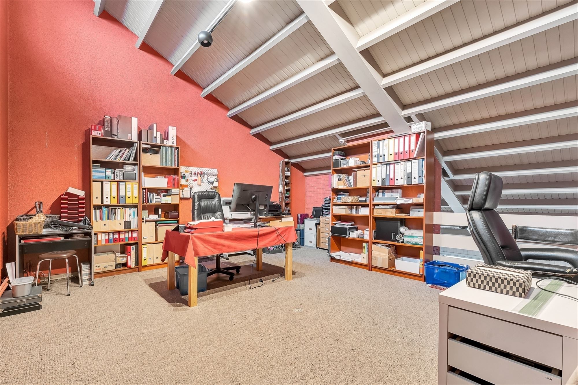 ZEER RUIME EN KARAKTERVOLLE WONING GELEGEN OP EEN BREED, UITGESTREKT EN ZUIDELIJK GEORIËNTEERD PERCEEL VAN 36A20CA TE BALEN (HULSEN) foto 27