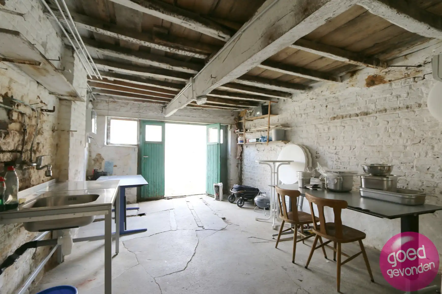 AUTHENTIEKE HOEVE MET WOONST EN GROND - PRACHTIGE LIGGING foto 35