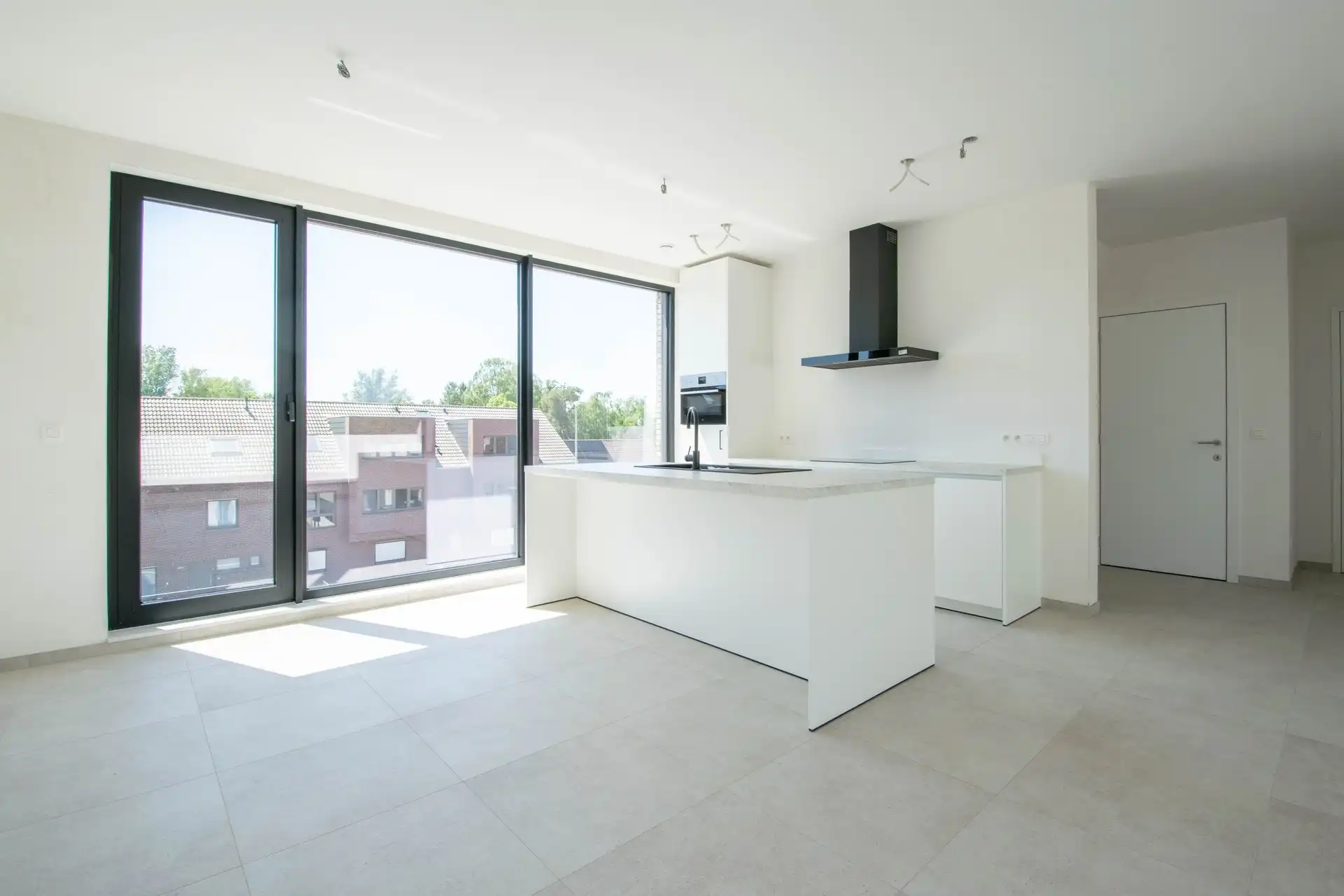 Ruim dakappartement met 2 grote slaapkamers en terras met panoramisch uitzicht (131m²) foto 4