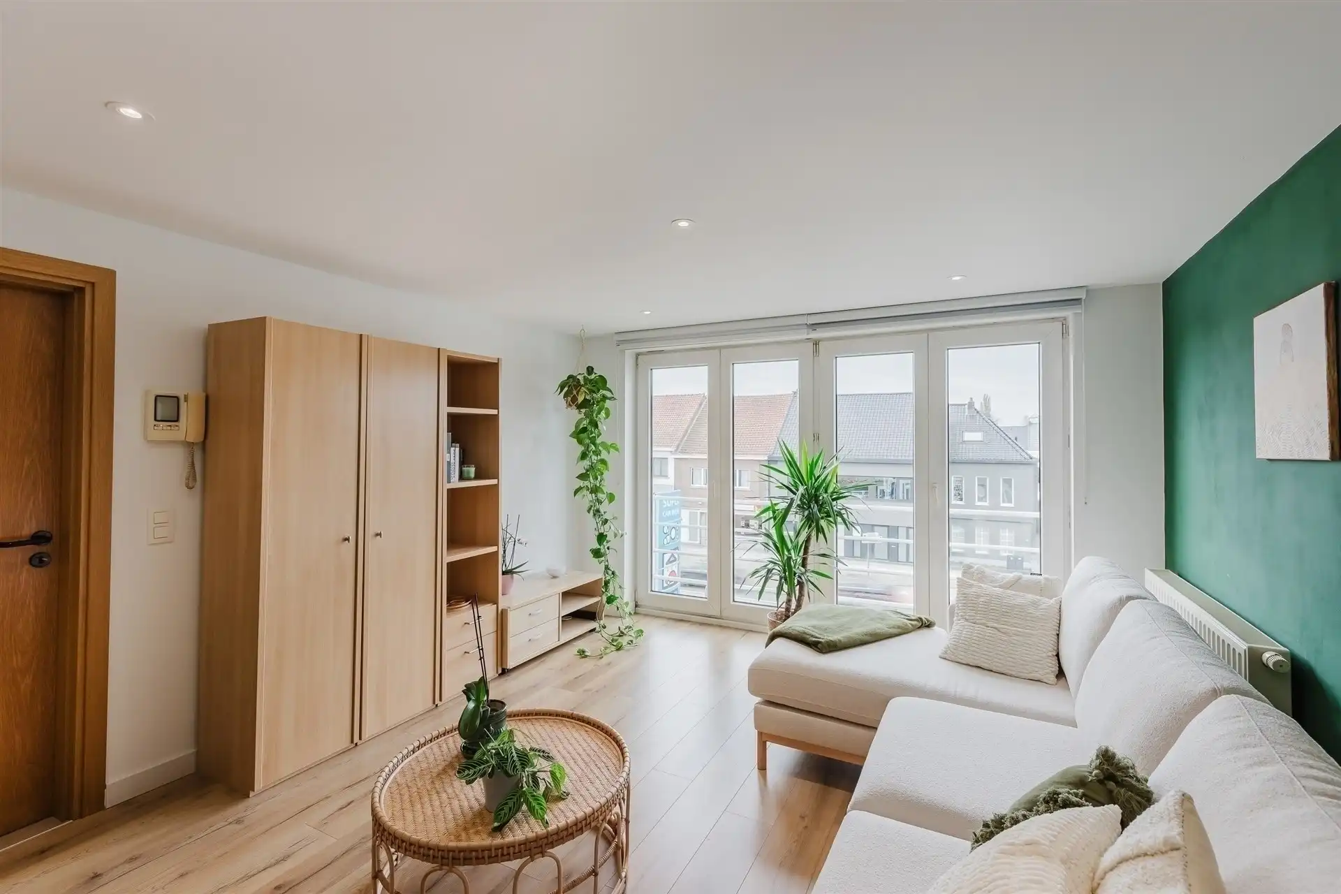 Fijn instap-klaar twee slaapkamer appartement in Wetteren centrum foto 10