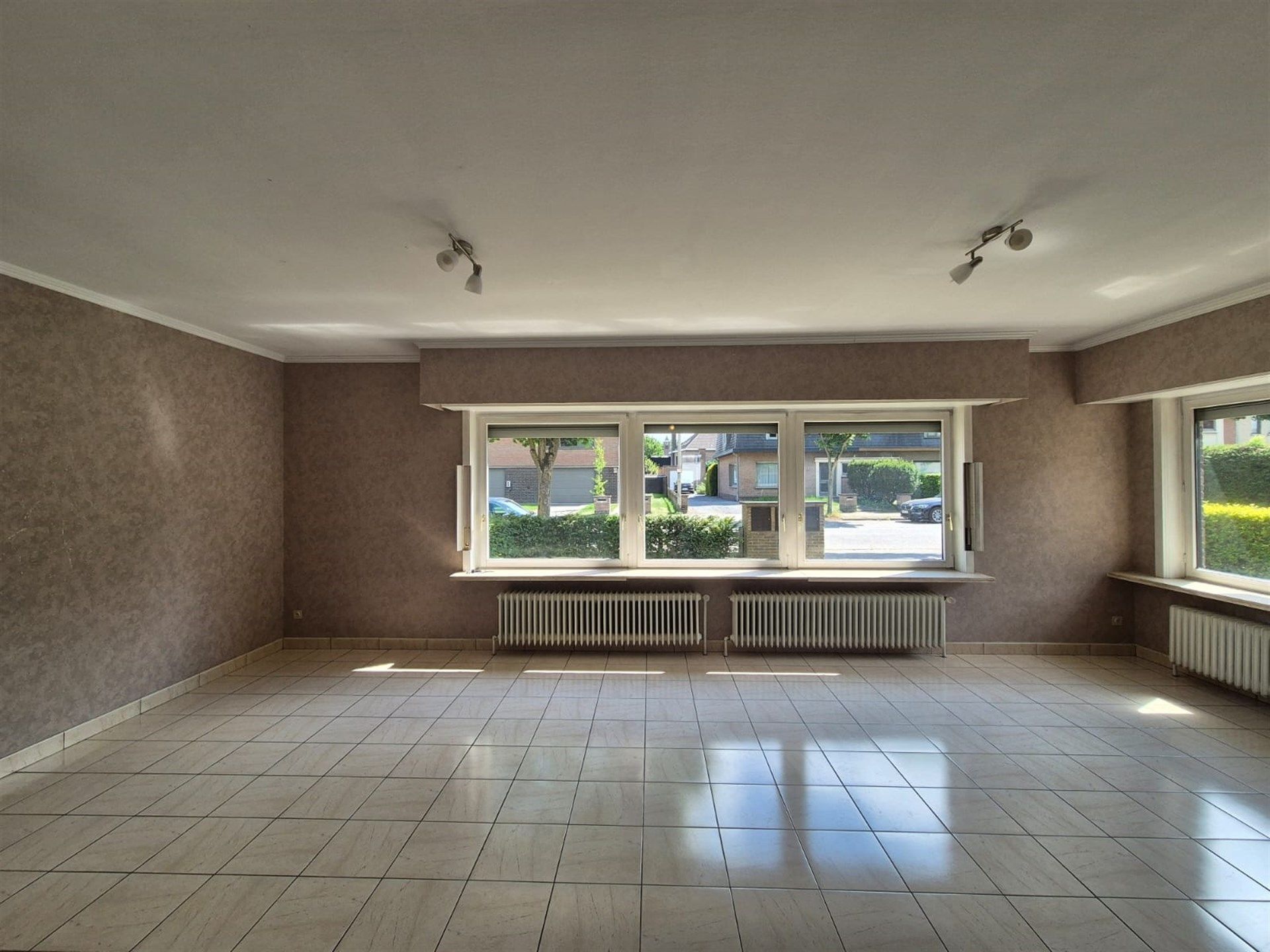 Gunstig gelegen gelijkvloers appartement met gezellig tuintje. foto 3