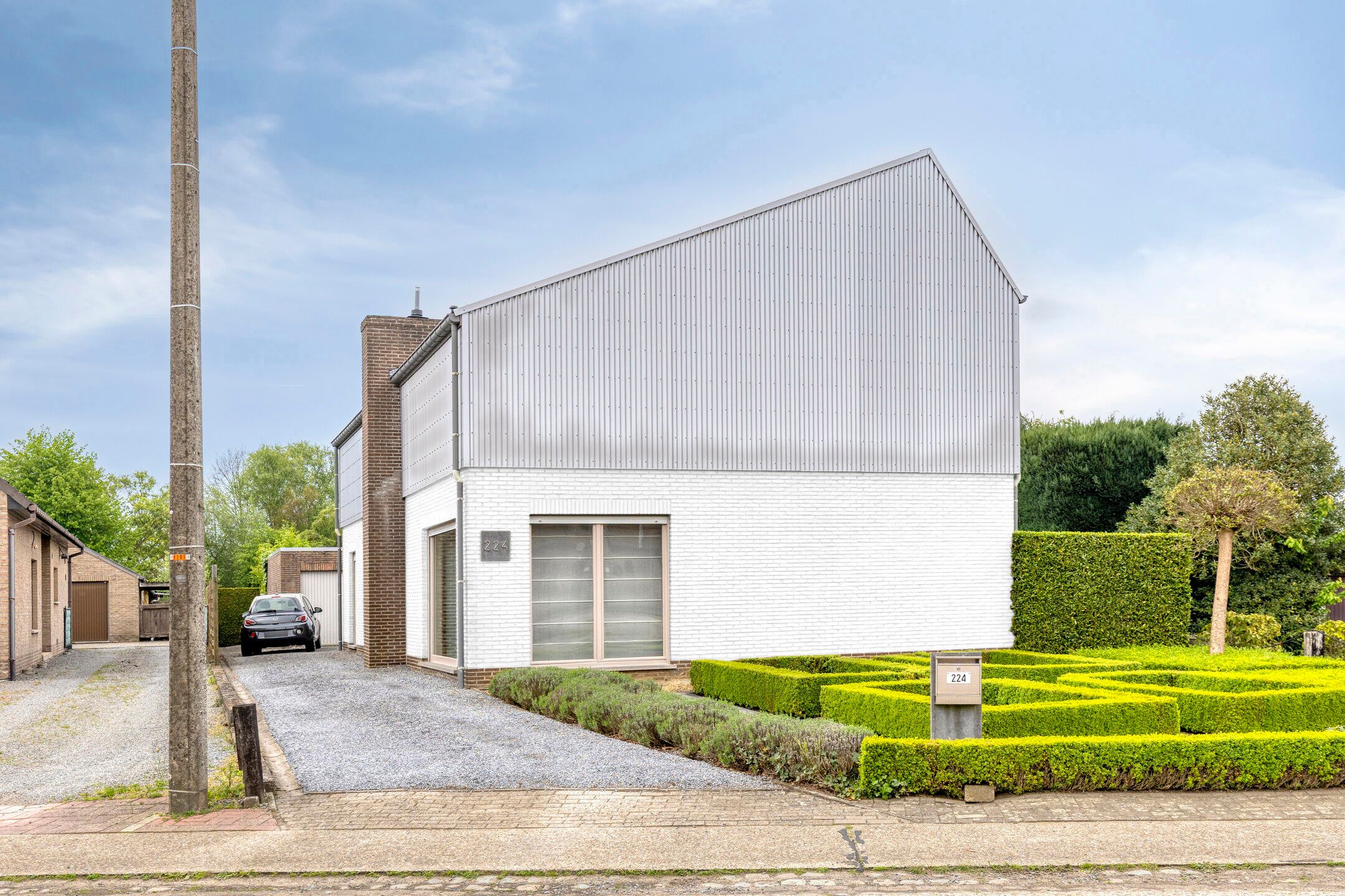 Volledig gerenoveerde woning foto 25