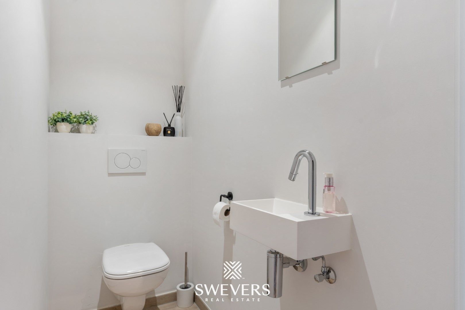 Luxueus, energiezuinig appartement met zonnig terras en privéparking op Quartier Bleu foto 14