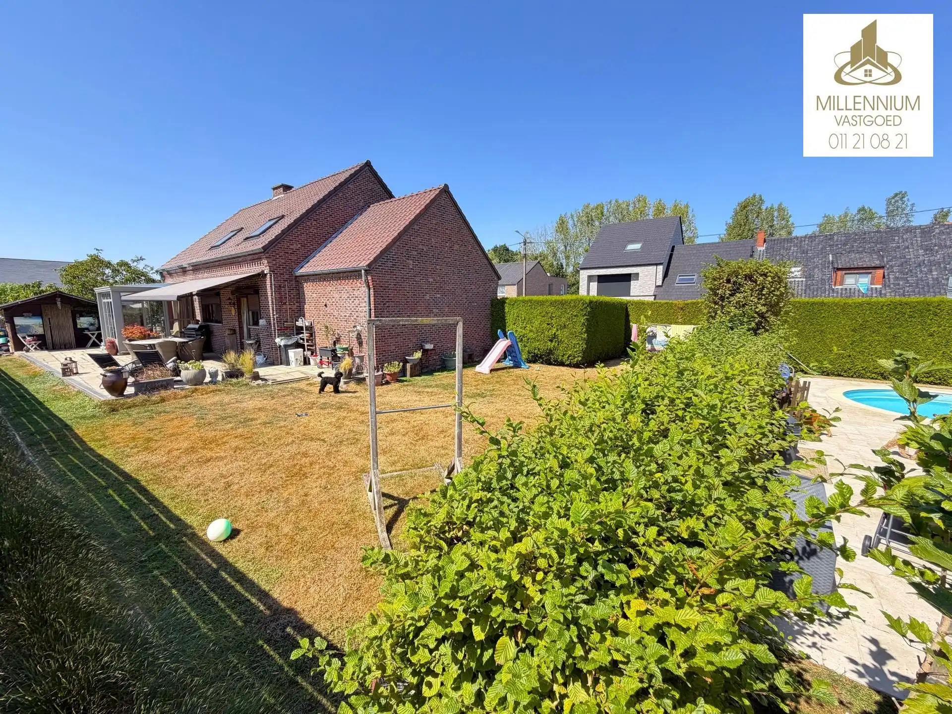 Ruime 3-slpk woning zwembad  foto 33