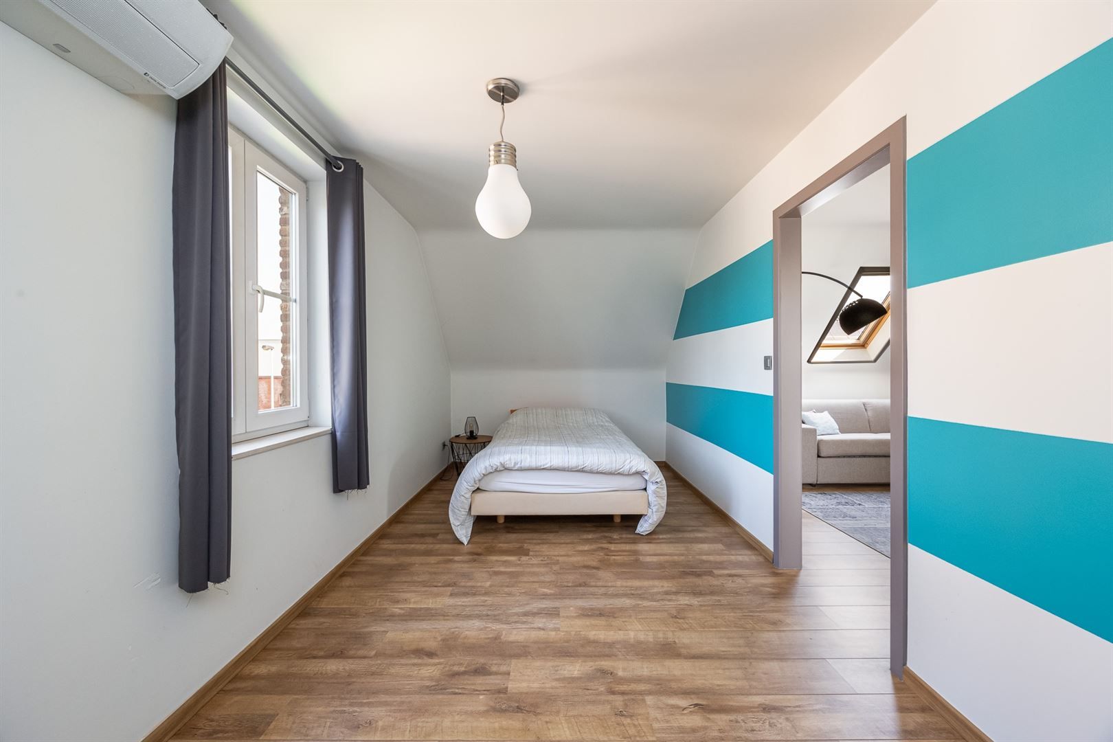 Ruime luxe woning met zwembad in Kapellen foto 22
