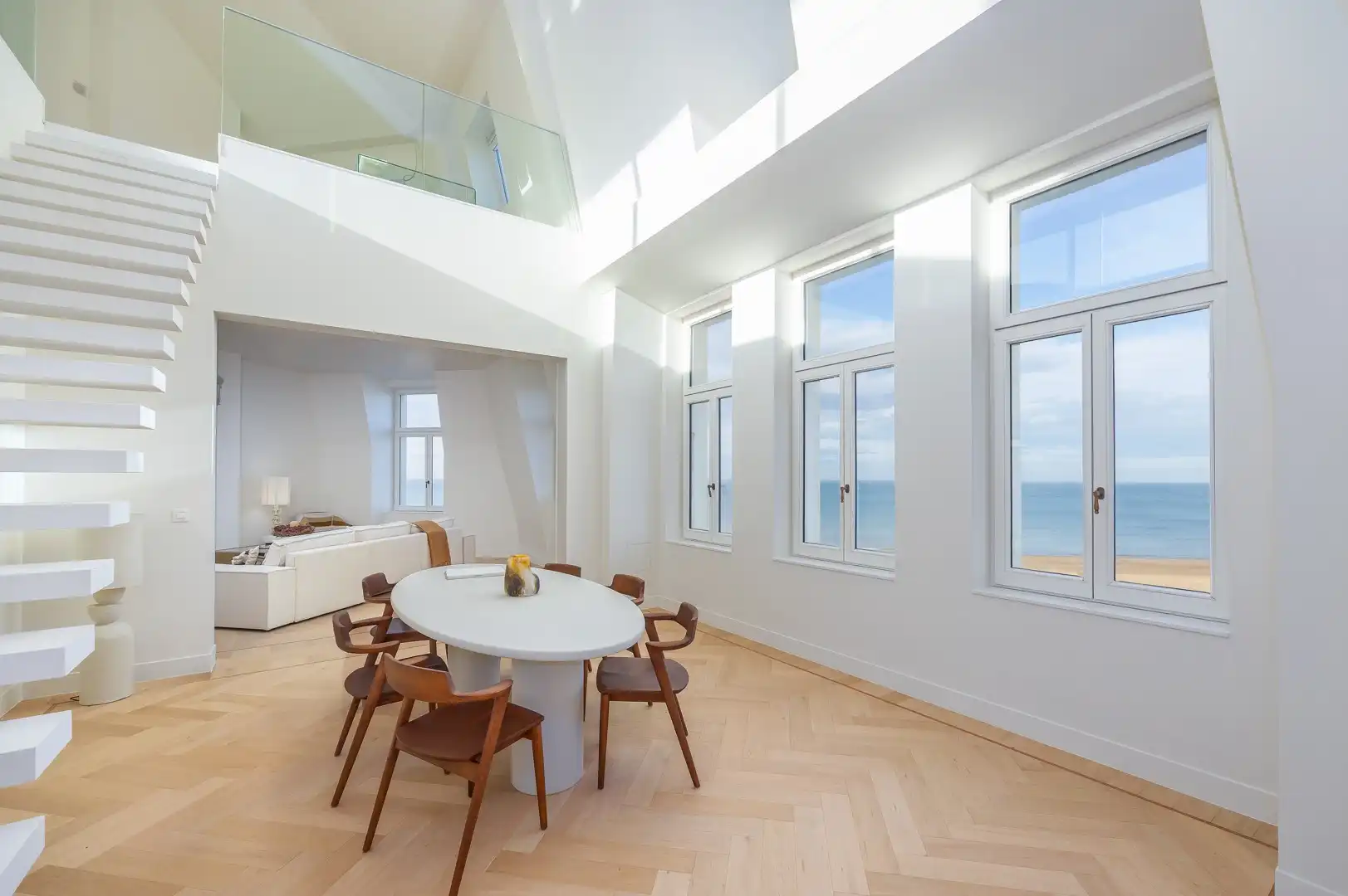 Penthouse te koop foto {{pictureIndex}}