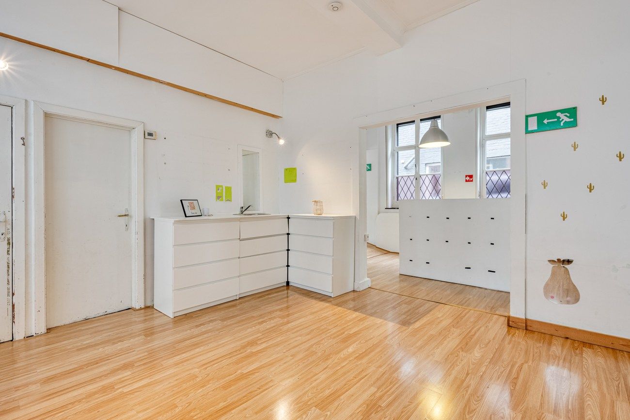 Karaktervolle Gezinswoning met Potentieel in Centrum Herzele! foto 5