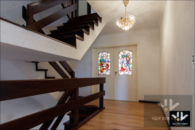 Ruim en zeer goed onderhouden triplex met veel mogelijkheden op goed bereikbare locatie in het gezellige Diepenbeek foto 5