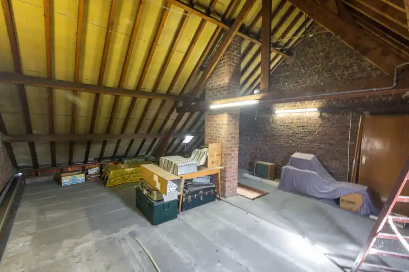 Te moderiseren woning met tuin garage en 3 slaapkamers (meer mogelijk). Sint-Elisabethwijk! foto 14