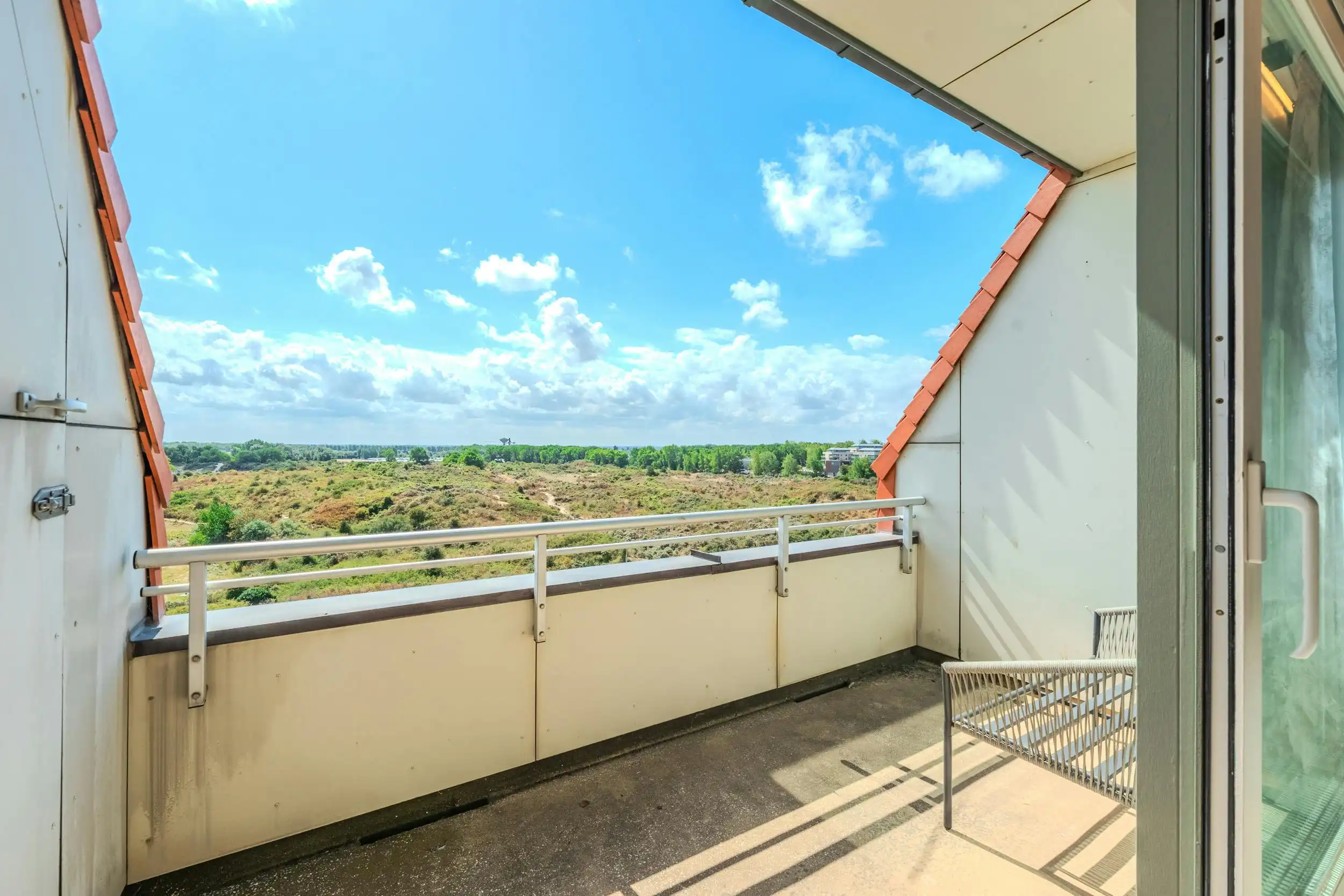 Prachtig appartement te koop met één slaapkamer en slaaphoek foto 9