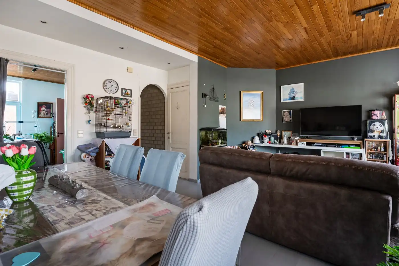 Tof app. op de 1e en 2e verd. met 2 slpk. en terrasje foto 3