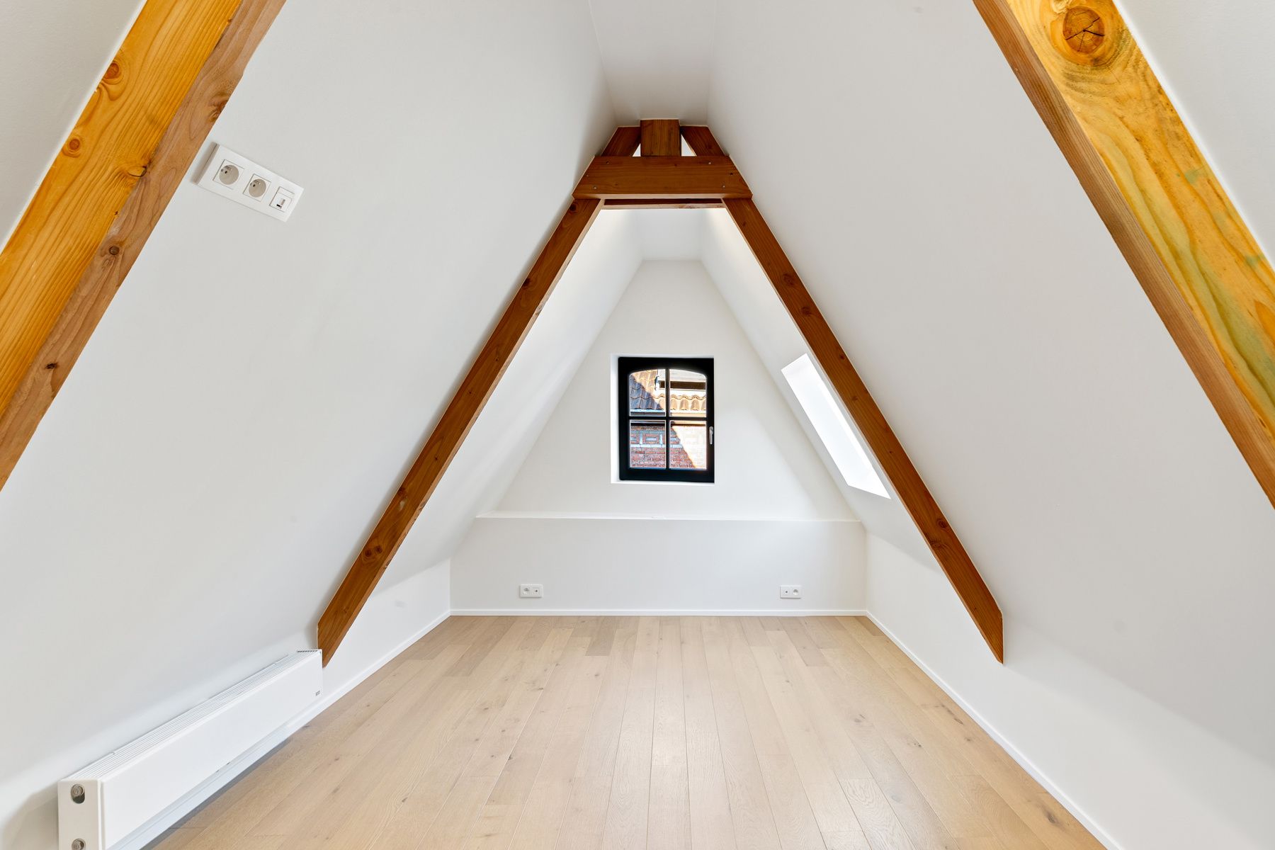 High-end  gerenoveerd met label A in hartje Brugge foto 21