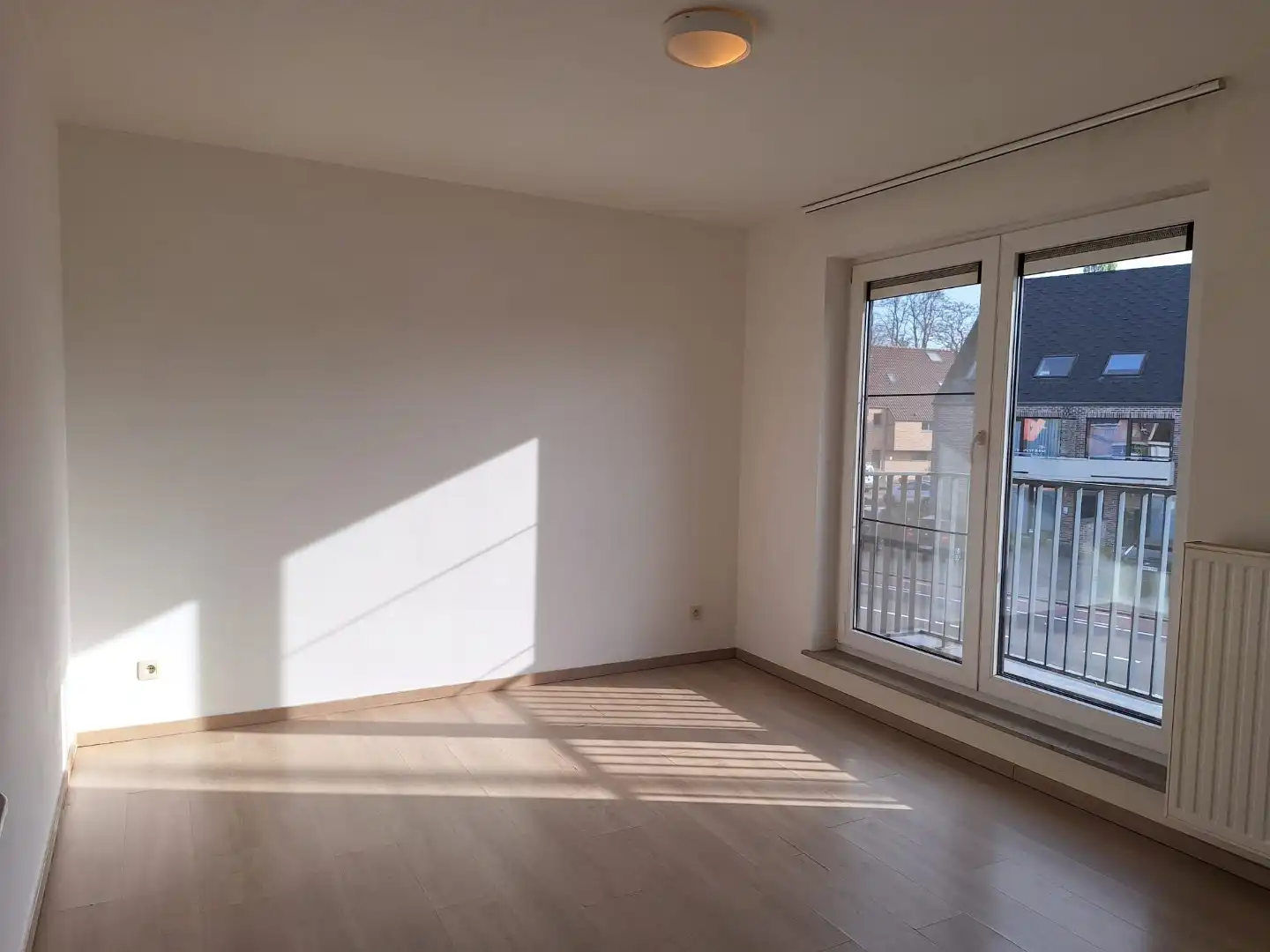 Modern appartement net buiten het centrum van BERINGEN foto 12