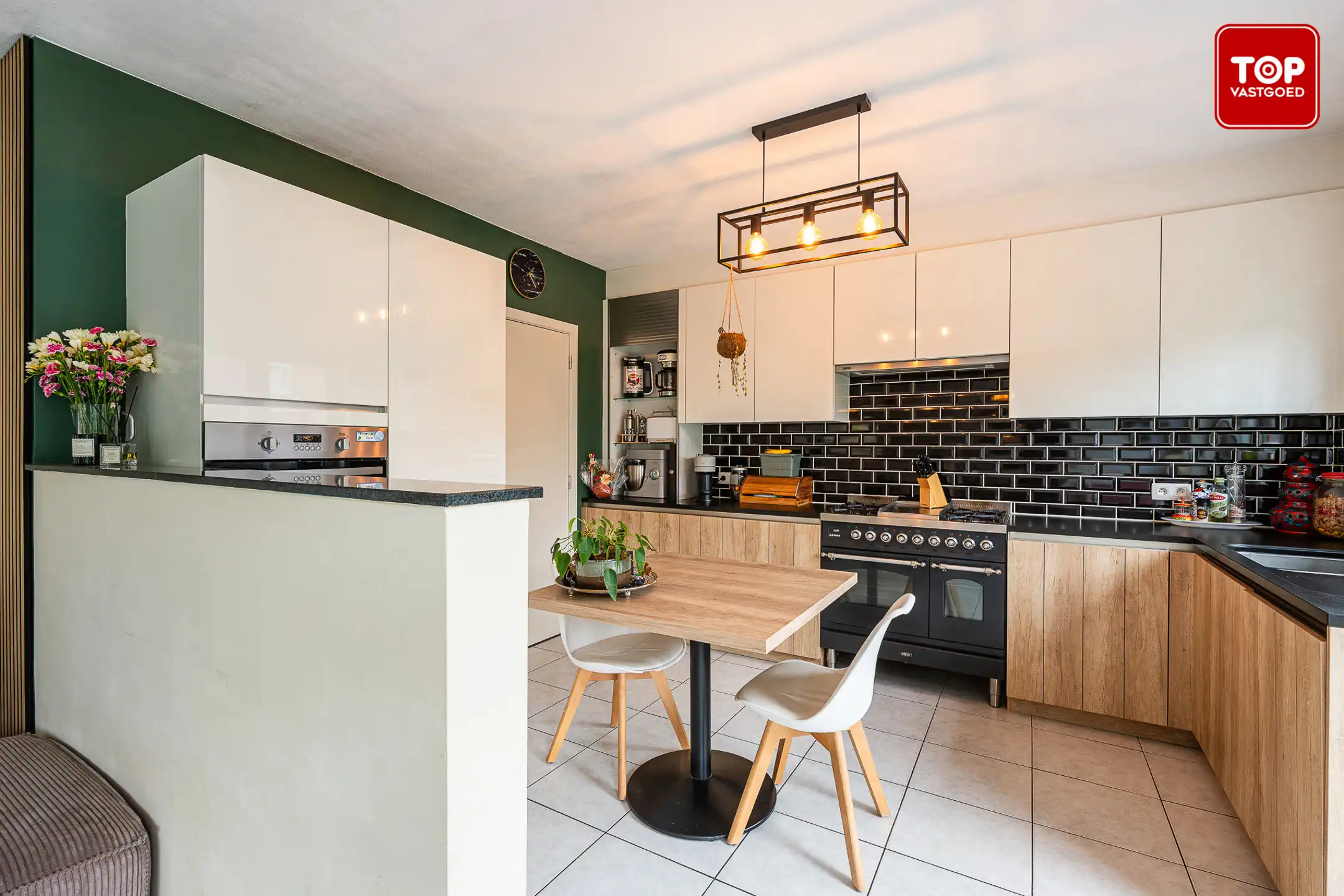 Instapklare woning met 3 slaapkamers en leuke tuin.  foto 9