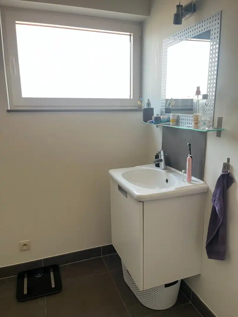 Ruim appartement op de eerste verdieping. foto 9