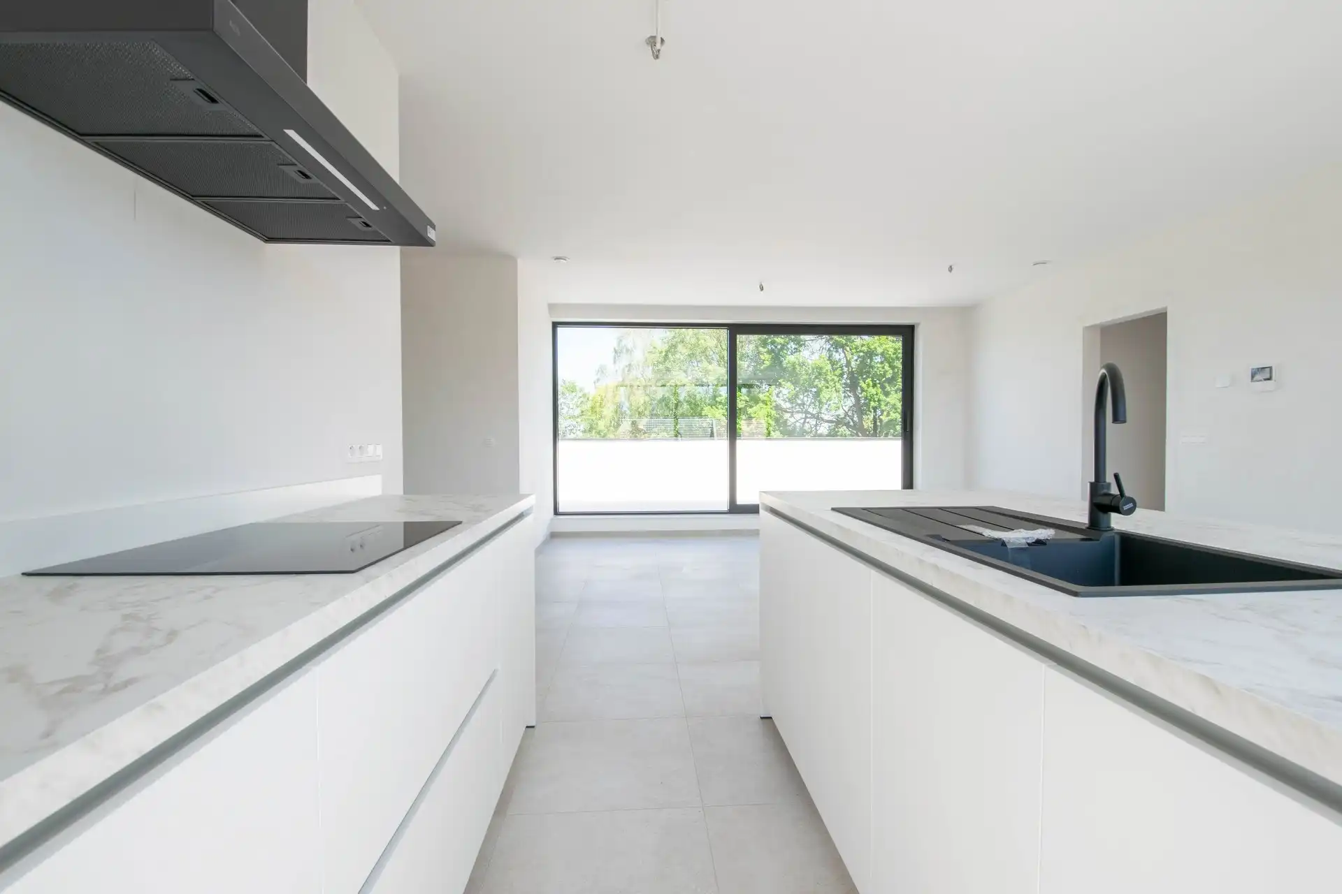 Ruim dakappartement met 2 grote slaapkamers en terras met panoramisch uitzicht (131m²) foto 5