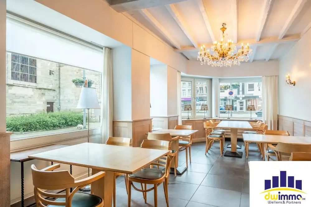 Unieke overname: Hotel-Restaurant op toplocatie in het hart van Lokeren foto 9
