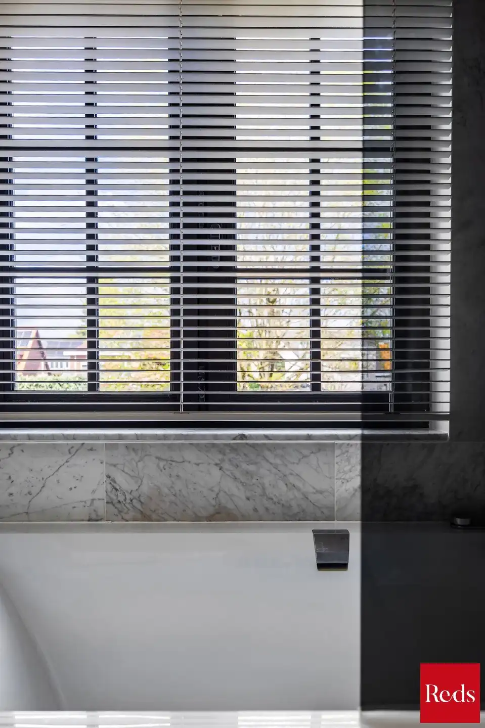 Stijlvolle woning op groene toplocatie nabij het centrum foto 32